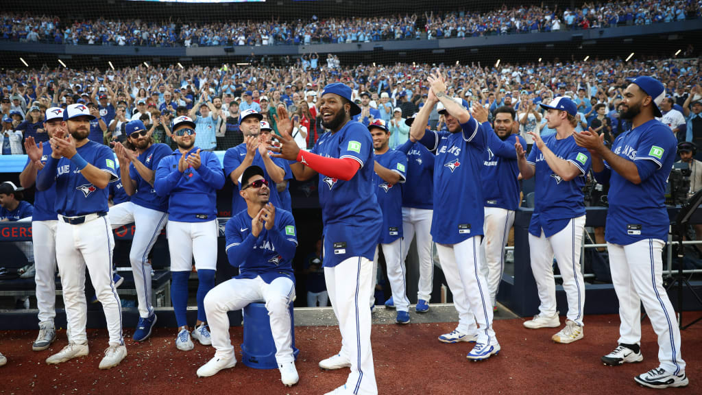 Blue Jays open pre-ALDS, Rogers Centre intrasquad games to fans