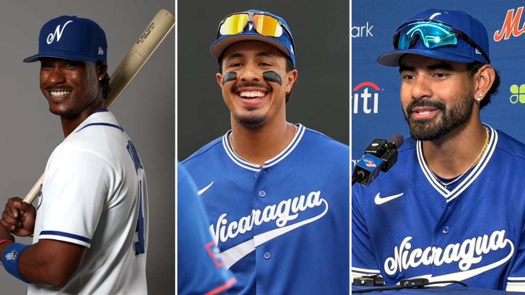 Travel ball bonded Vientos with Nicaragua teammates