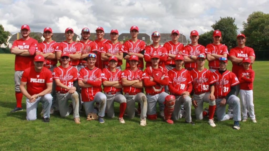 A recent photo of the Polish national team. Courtesy PABSF.