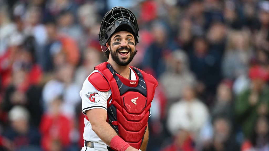 Austin Hedges valuable to Guardians' clubhouse