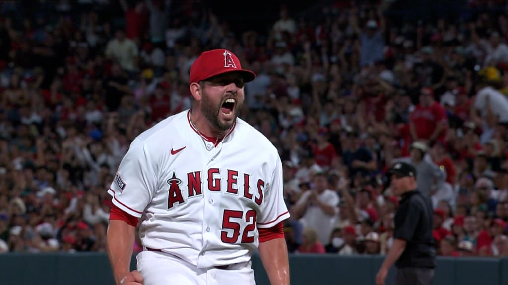 Reid Detmers no hitter: Should you be buying Angels pitcher's rookie cards?  - DraftKings Network