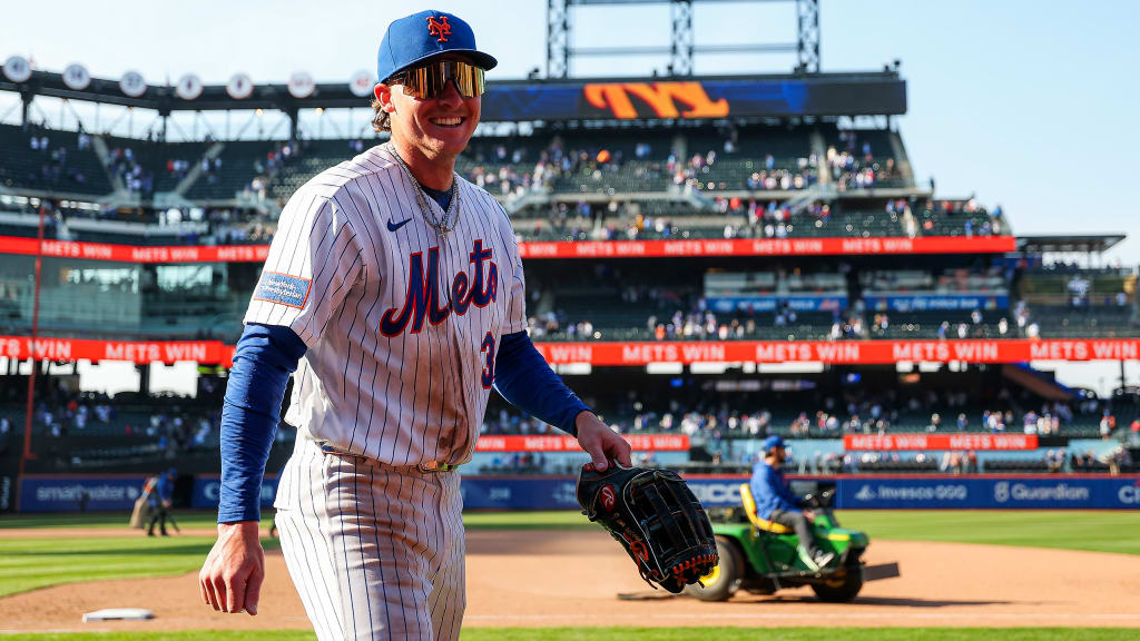 Benge shows out on Opening Day with HR for first MLB hit