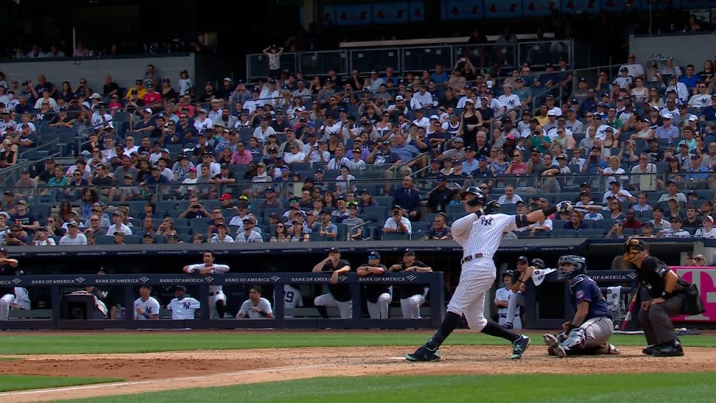 Aaron Judge crushes 54th homer