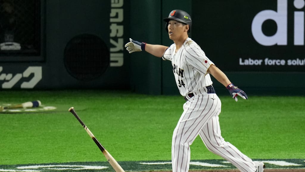 Masataka Yoshida homers in 2026 World Baseball Classic