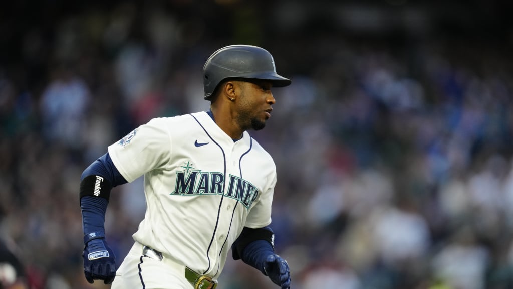 Mariners Reinstate OF Victor Robles from 10-day Injured List