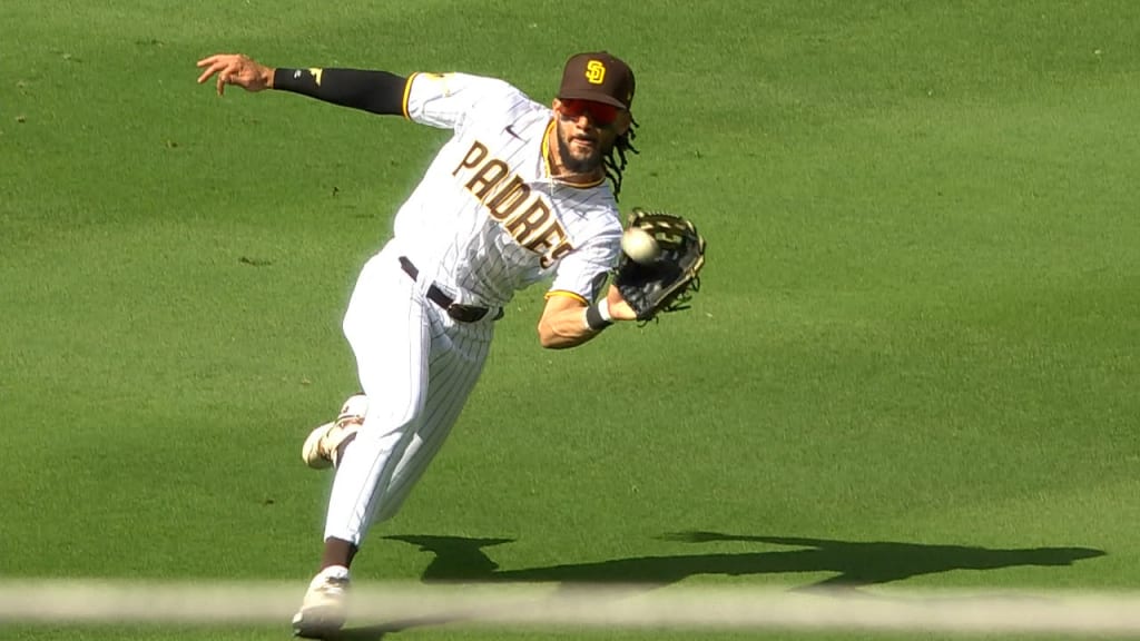 Padres beat Rockies 3-2 for 3rd win in a row