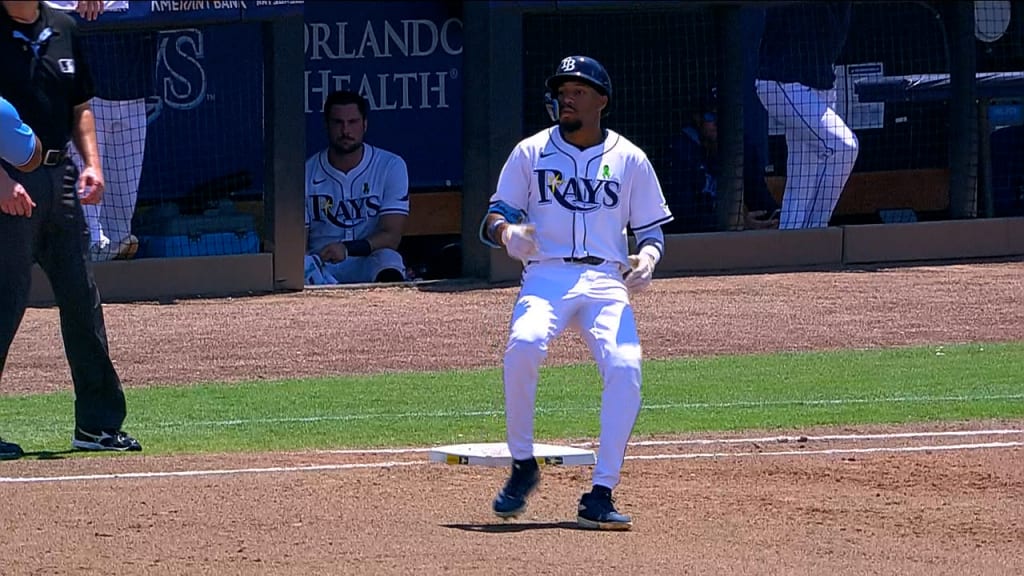 Chandler Simpson's single extends hit streak to 10