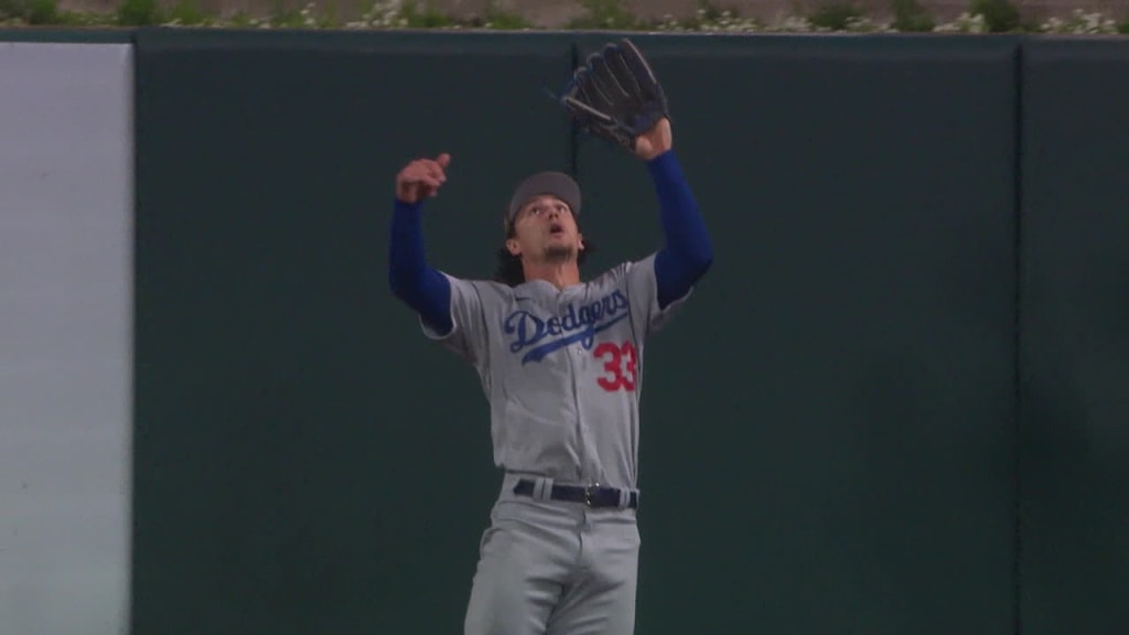 James Outman's impressive catch