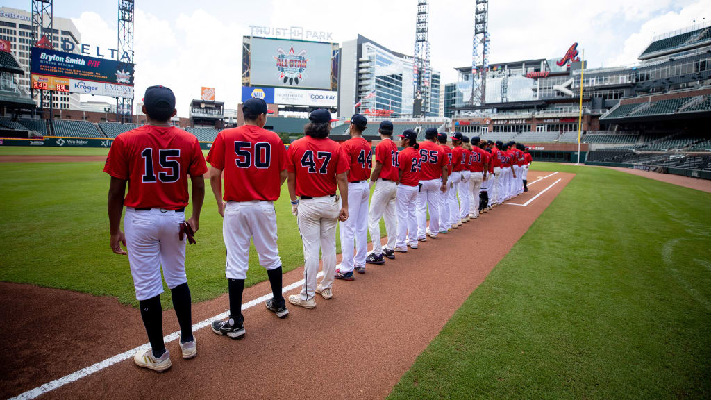 Aspiring major leaguers get a visit from Braves management