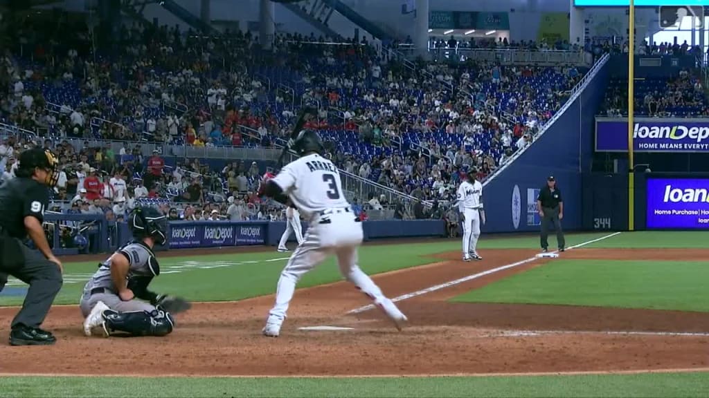 Jake Burger 31st Home Run of the Season #Marlins #MLB Distance: 368ft Exit  Velocity: 104 MPH Launch Angle: 20° Pitch: 84mph Changeup…