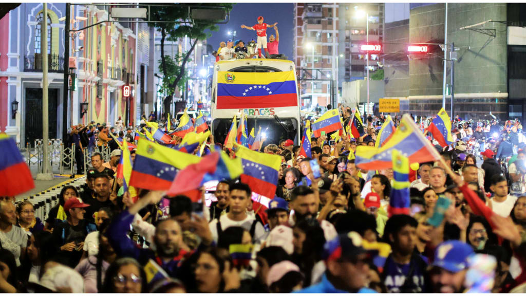 Venezuela celebra el título del Clásico con un desfile épico