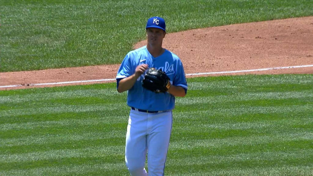 Greinke fans Báez in the 2nd 