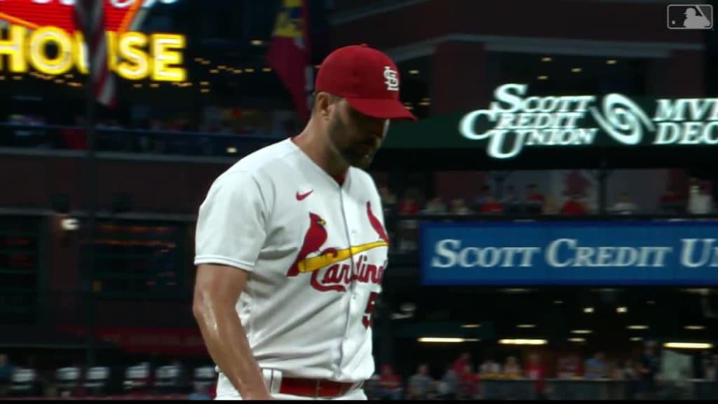 Adam Wainwright strikes out five