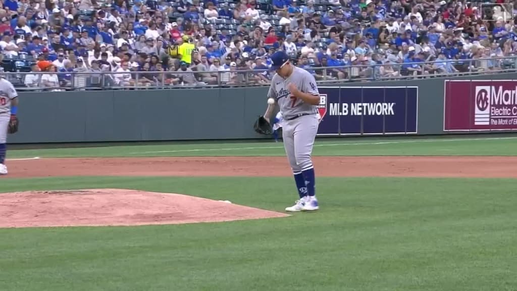 Julio Urias allows 5 runs in return from IL, Royals hold on to beat Dodgers  6-4 – NBC Los Angeles