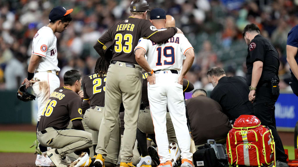 Luis Arraez exits in the 1st after collision
