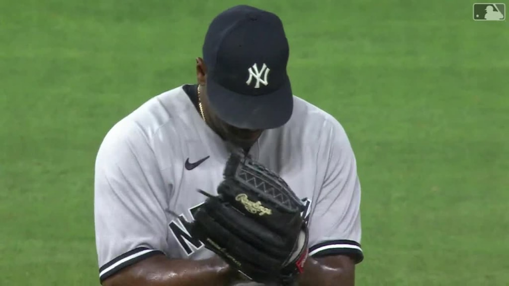 Shohei Ohtani adds epic bat flip to tying homer vs. Yankees