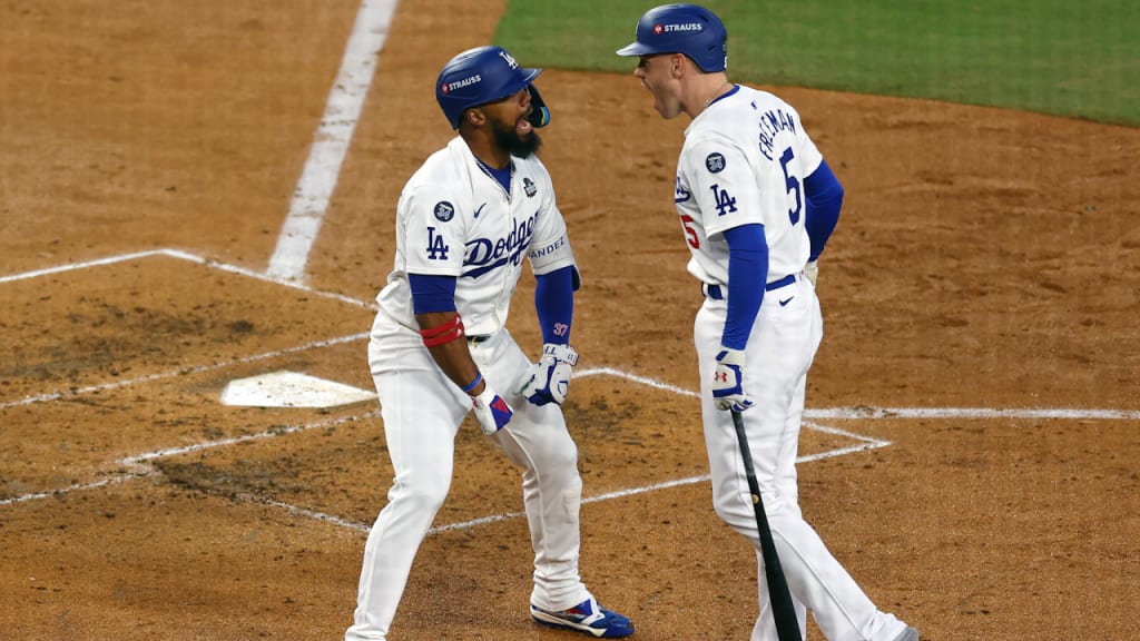 All Calls: Hernández and Freeman go back-to-back
