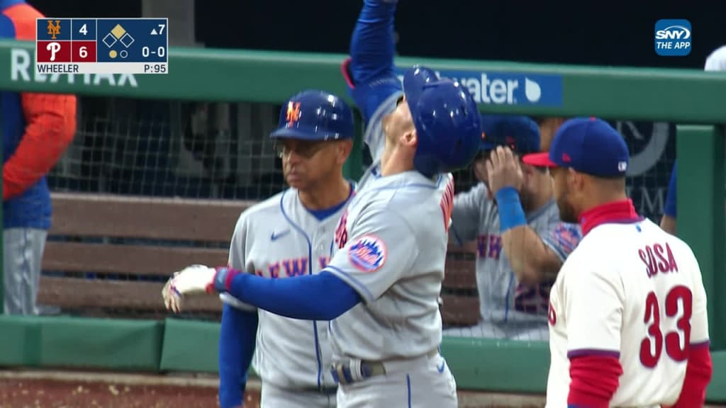 Nimmo gives Mets 4-3, 10-inning win over Yanks on night of mental, physical  errors – KGET 17