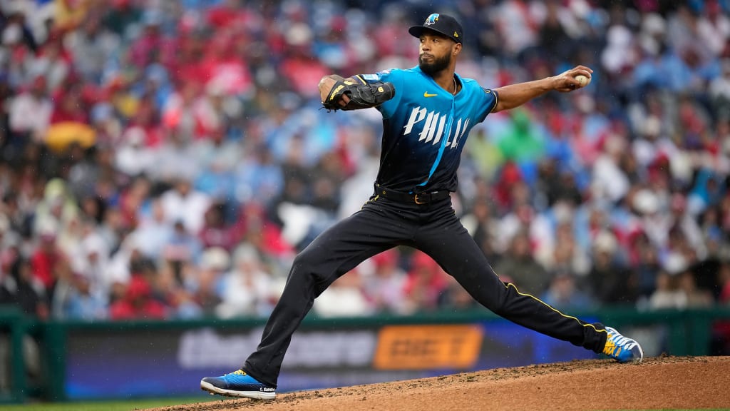 Sánchez right on Grover's heels for club record scoreless streak