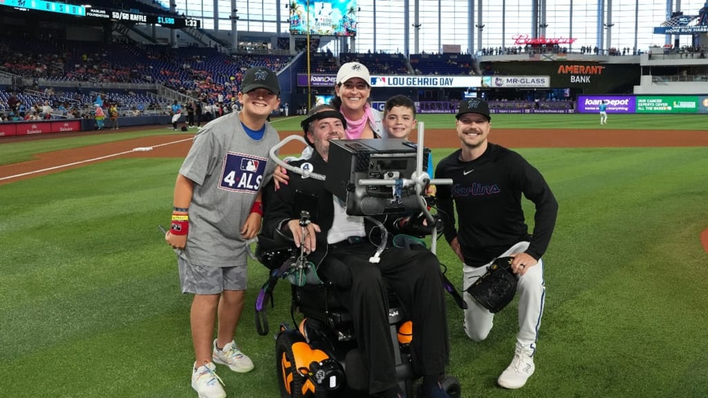 The Marlins collaborated with the ALS Center at the University of Miami to honor the patients fighting ALS.