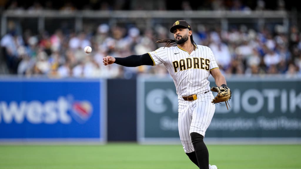How Tatis became Padres' everyday 2nd baseman