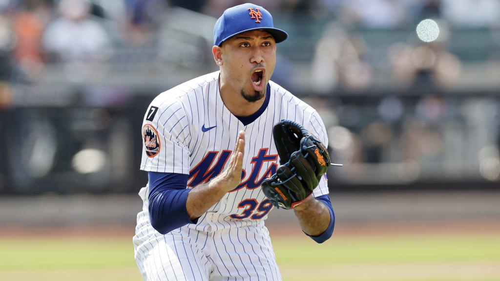 Two equals No. 1 for top free-agent closer