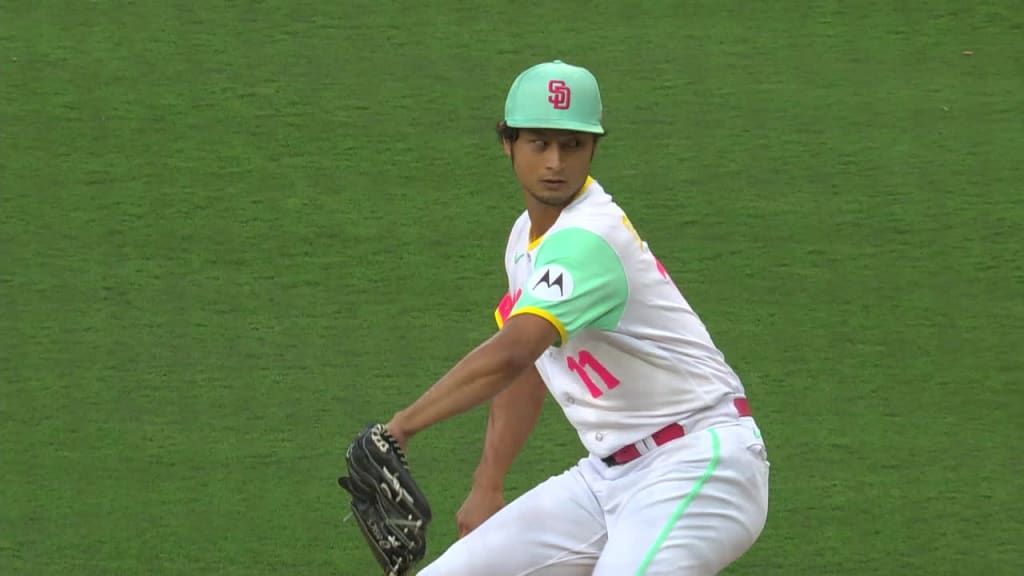 Ha-Seong Kim not just kicking himself in Padres' extra-inning loss