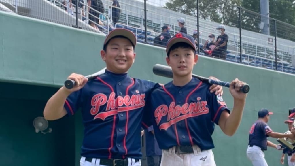 大谷翔平¹⁷ 🦄 Ohtani Shohei ¹⁷ on X: Shohei Ohtani should play baseball in  suits ⚾️🔥  / X