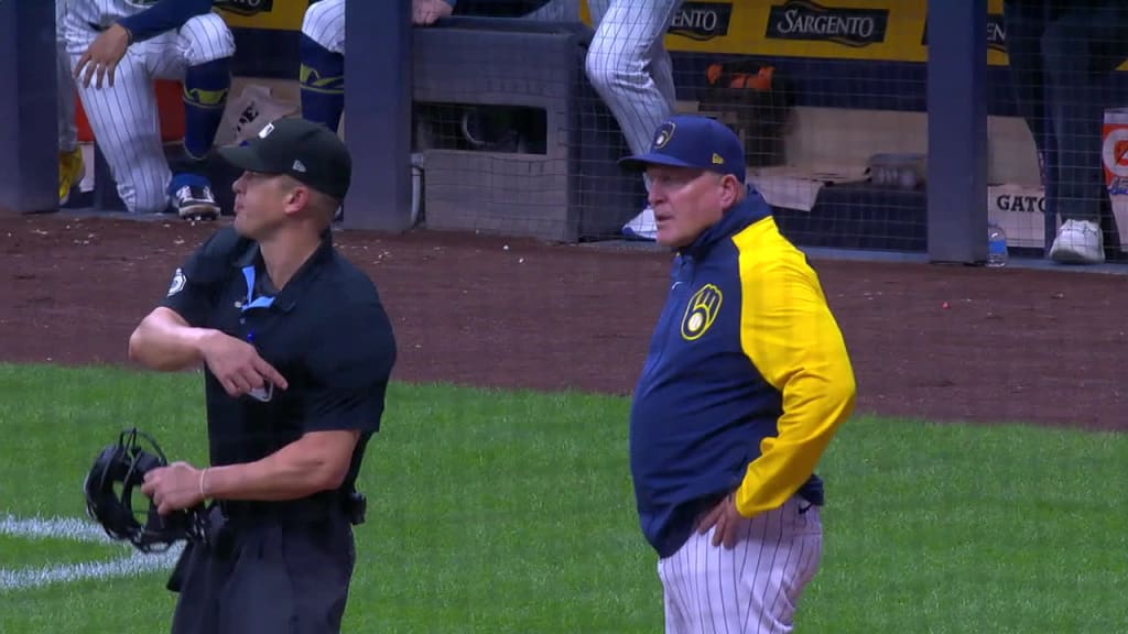 Pat Murphy gets ejected after the 5th inning
