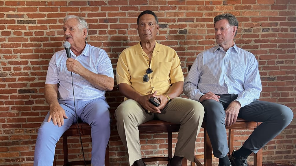 From left to right: Rick Dempsey, Ken Singleton, Jim Palmer.