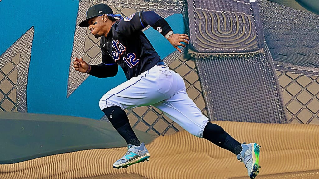 Francisco Lindor New Balance second cleat Summer Storm