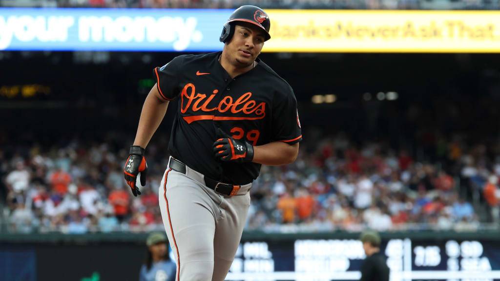 O's struggling offense gets encouraging sign