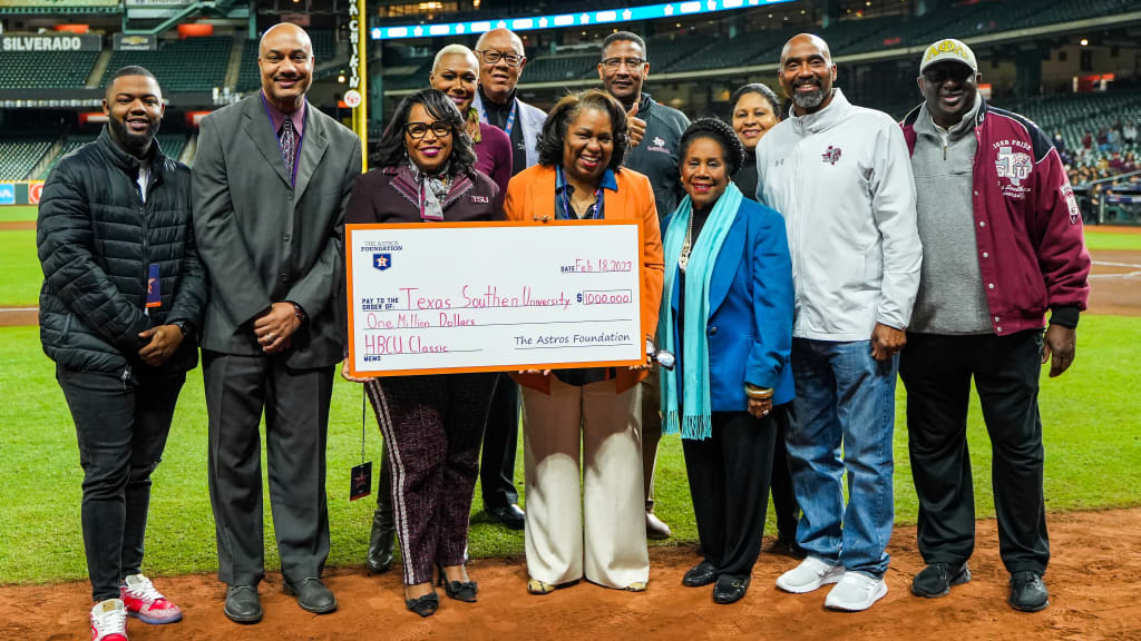 Astros Girl' enjoying her new-found fame