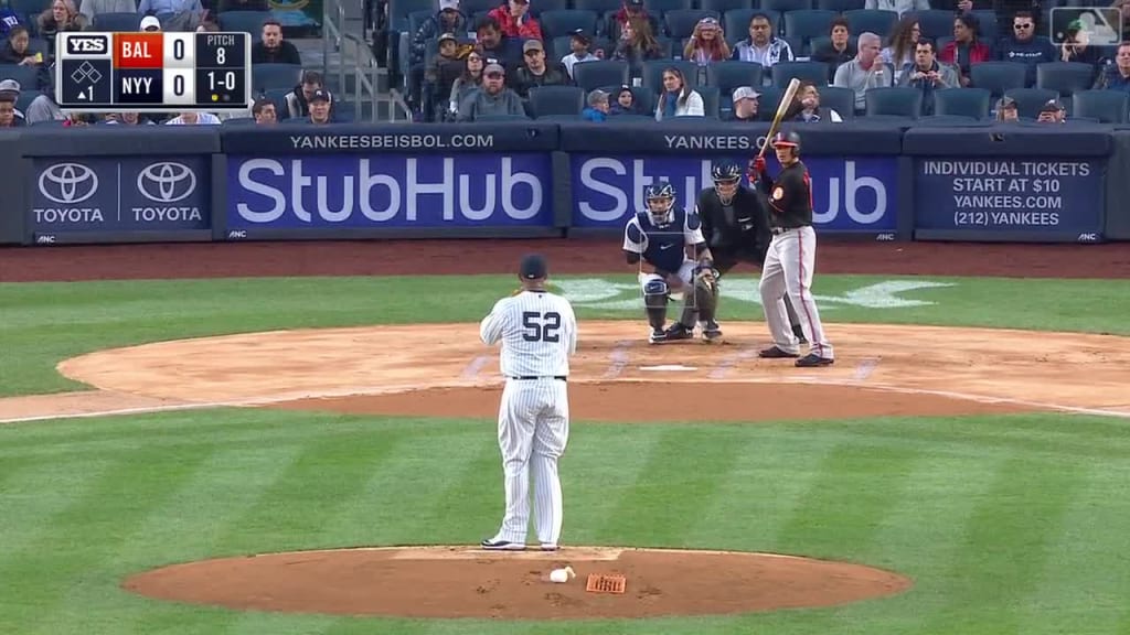 Logan O'Hoppe throws back home run ball as fan at Yankee Stadium