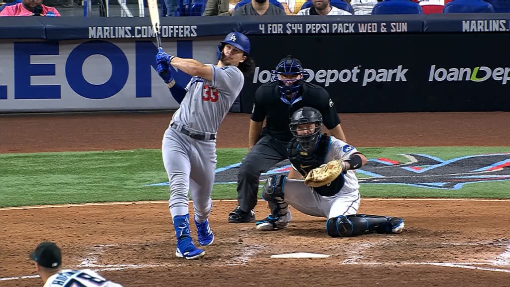 Lance Lynn provides effort Dodgers need in rout over Padres, Baseball