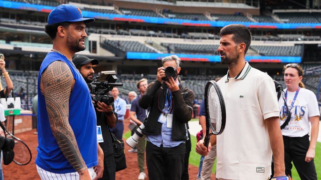 Sean Manaea talks shop with tennis star Novak Djokovic. (photo via Evan Yu)