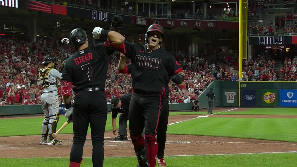 Hayes hits go-ahead 3-run homer in the seventh as Pirates rally past  Cardinals 7-5