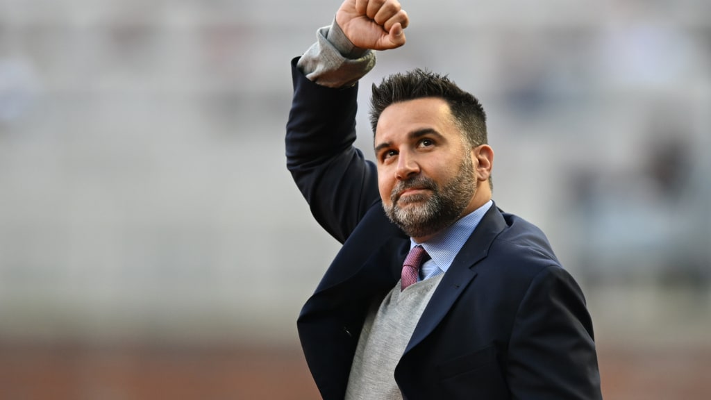 Alex Anthopoulos signs extension with Braves through 2031