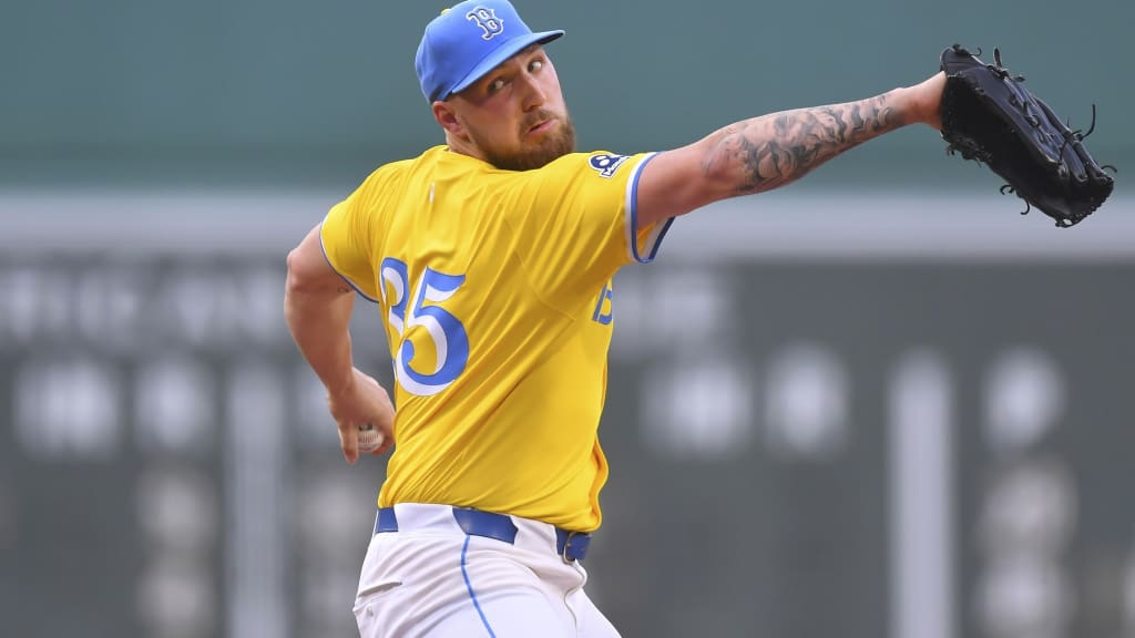 Paul Skenes, Tarik Skubal lead 2025 Cy Young poll