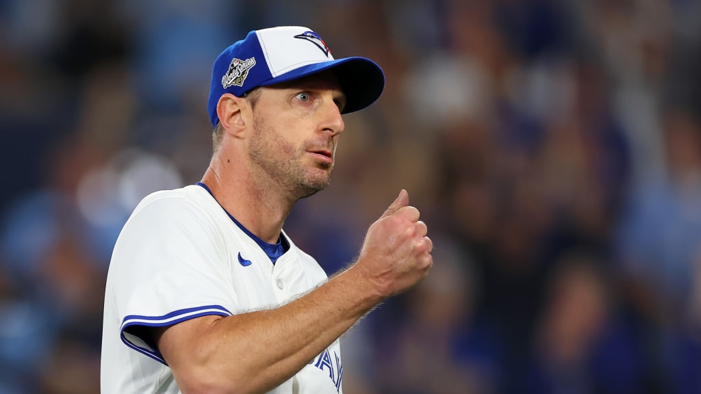 Scherzer agrees to deal to return to Blue Jays (source)