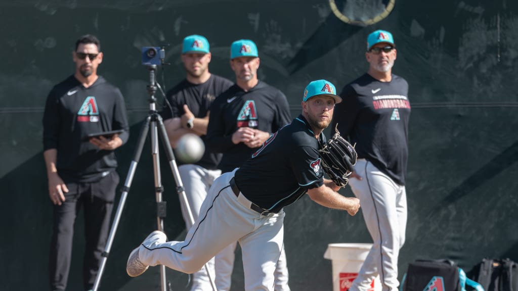 Kelly's looming MRI results not wavering D-backs' confidence in rotation