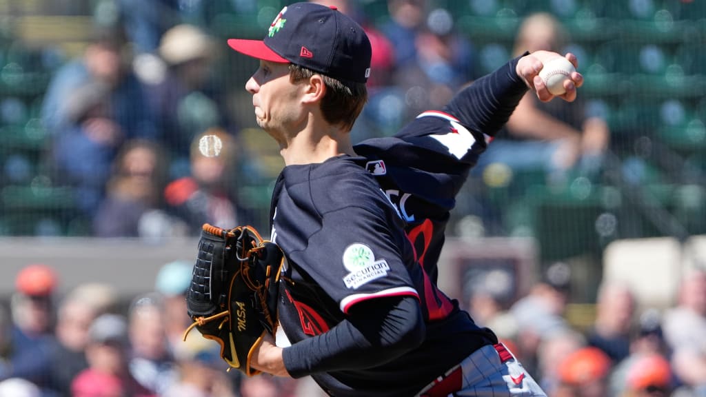 Abel showcases 'electric stuff' in spring debut