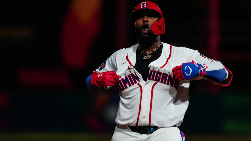 'Holy smokes, he’s impressive': Junior shines on big stage