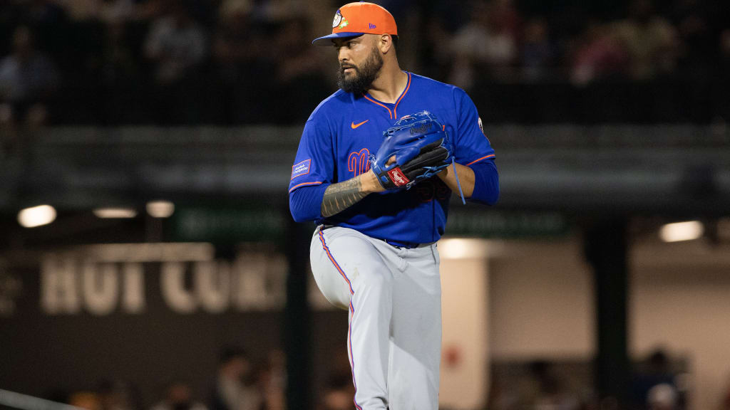 Seeking rebound, Manaea sharp in spring debut