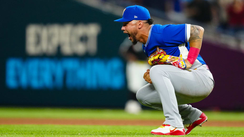 Contreras, Abreu back in Fort Myers after memorable Classic win