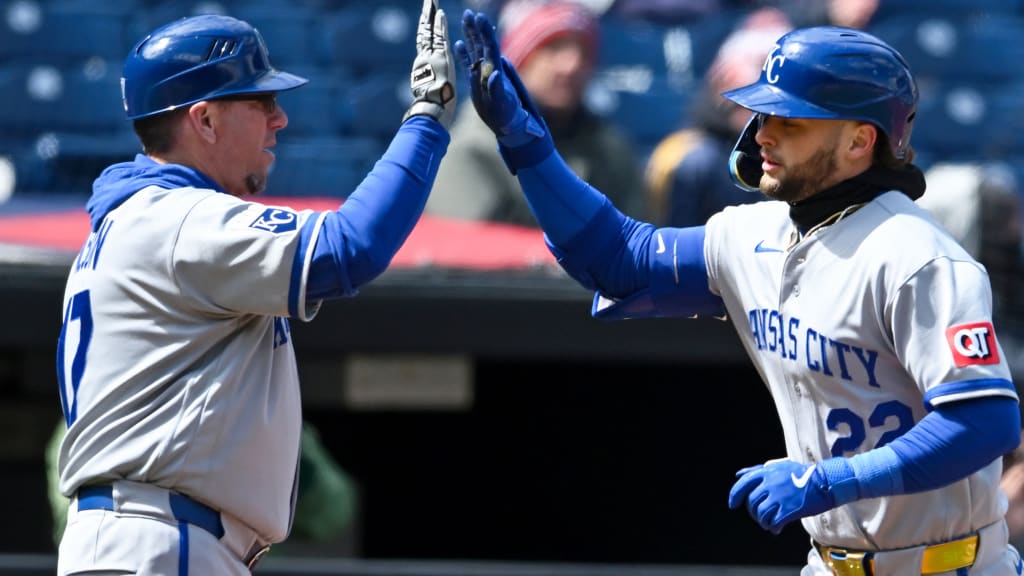 LIVE: Rookie showing why he's so highly ranked