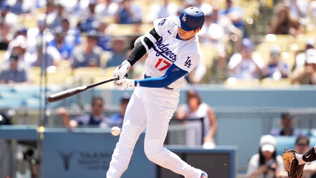 Dodgers' offense 'going through it' entering May