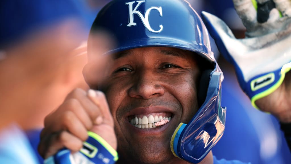 Salvy's latest homer puts him in Hall of Fame company