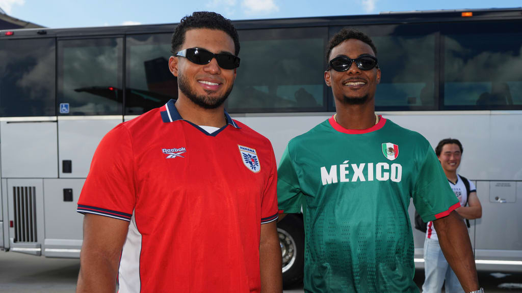 Leo Jiménez wears Panama jersey and Esteury Ruiz in Mexico jersey. (Photo by: Jasen Vinlove/Marlins)