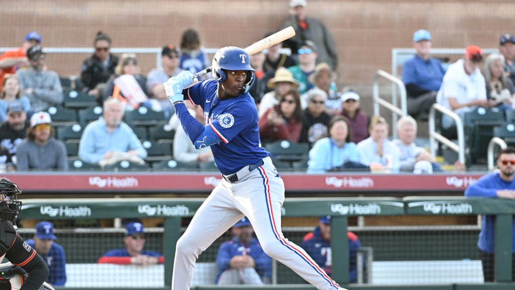 Walcott joins Major Leaguers in Arlington during rehab progression